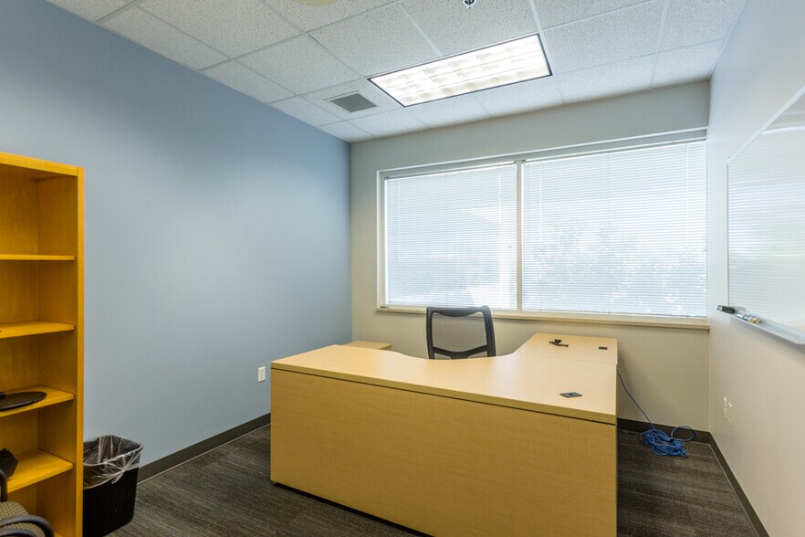 More Photos Of 1450 Technology Dr, Harrisonburg Office For Sale