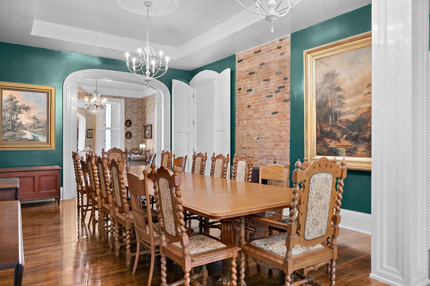 More Photos Of 403 E Adams St, Sandusky Hospitality For Sale