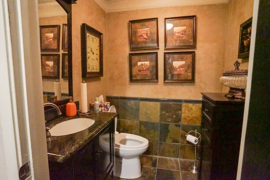 More Photos Of 3115 Railroad Ave, Ceres Warehouse For Sale