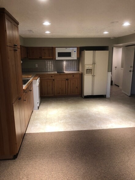 More Photos Of 1215 S Main St, Orem Office For Sale