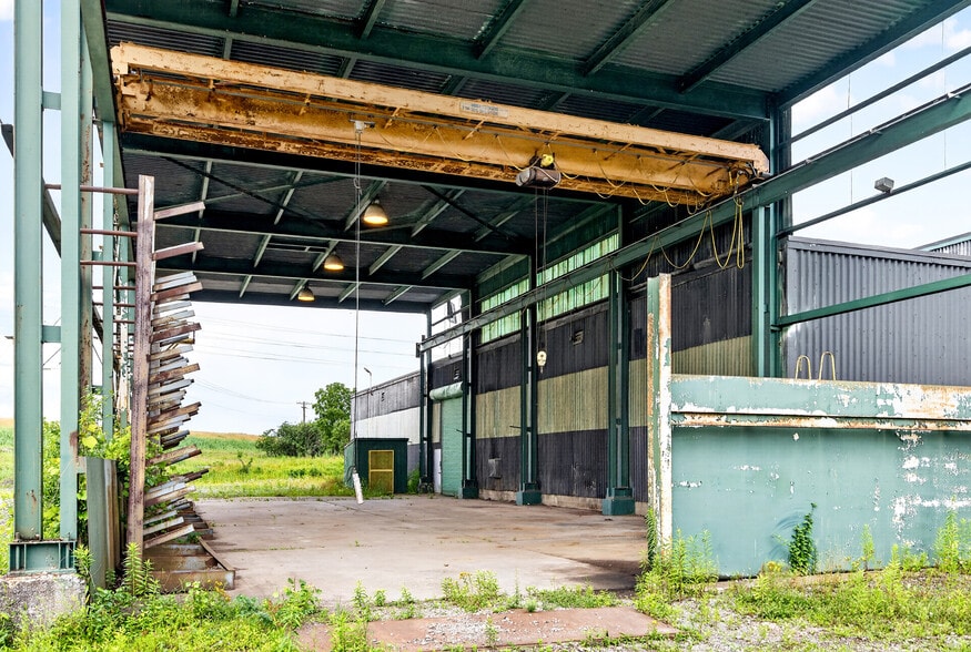 More Photos Of 7 Hackett Dr, Tonawanda Industrial For Sale