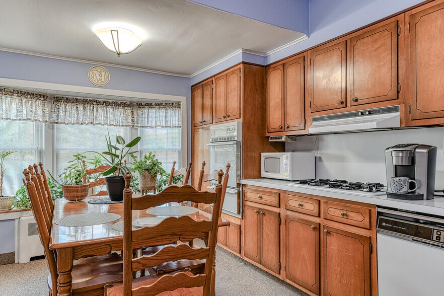 More Photos Of 173 N Main St, Milltown Storefront Retail Residential For Sale