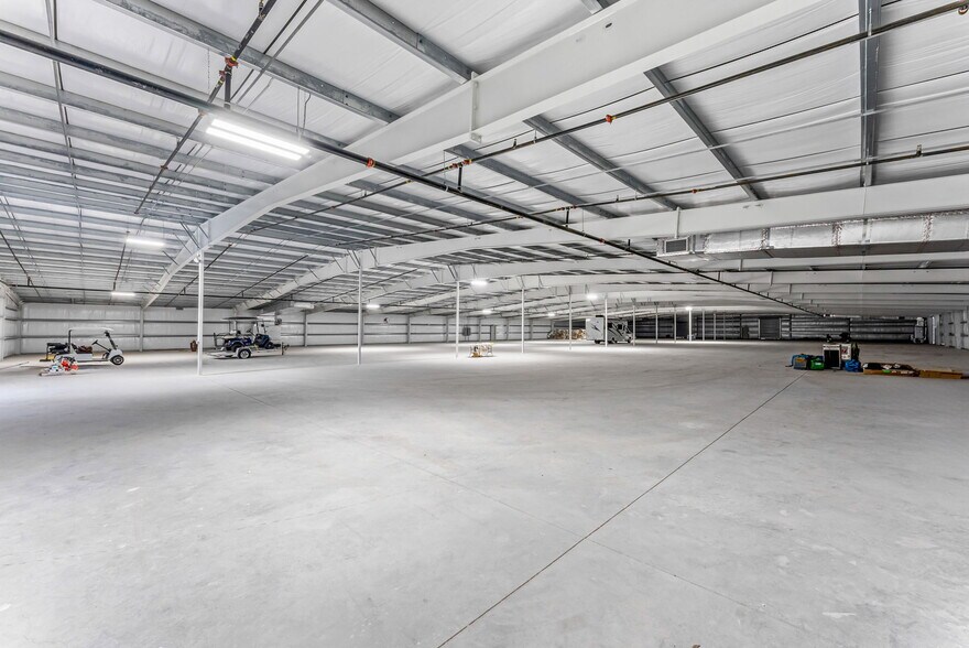 More Photos Of 10012 State Road 52, Hudson General Retail For Sale