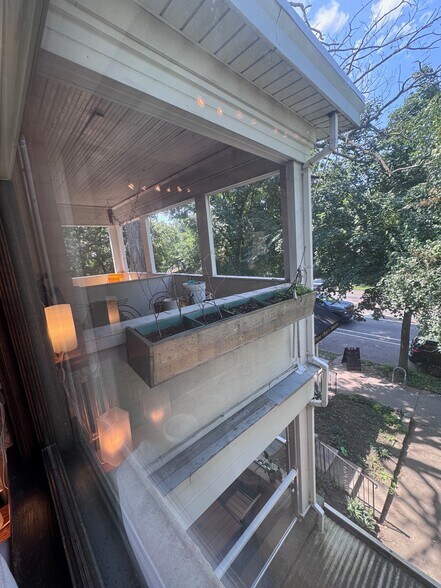 More Photos Of 2409 S Lyndale Ave, Minneapolis Multifamily For Sale