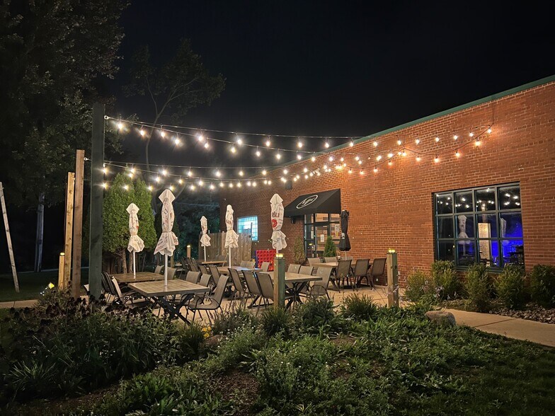 More Photos Of 100 S Main St, Saukville Restaurant For Sale