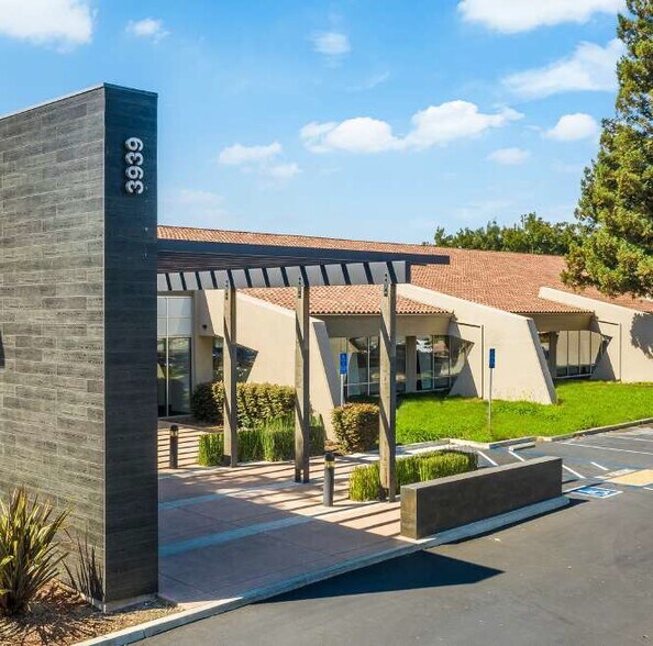 More Photos Of 3939 N 1st St, San Jose Research And Development For Lease
