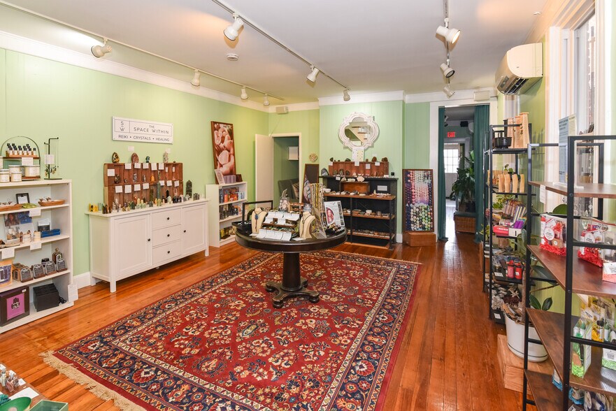 More Photos Of 3545 Chestnut Ave, Baltimore Office For Sale
