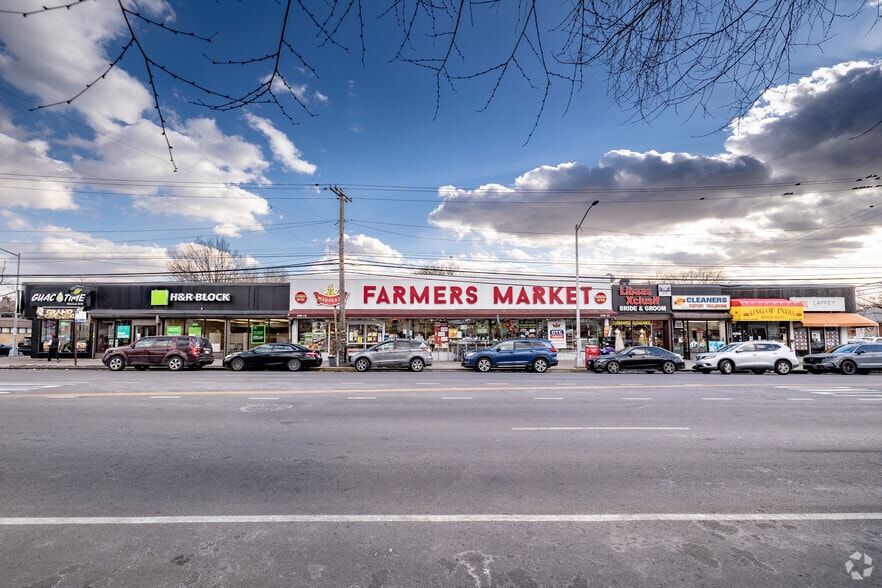 More Photos Of 249-02-249-20 Hillside Ave, Bellerose Storefront For Lease