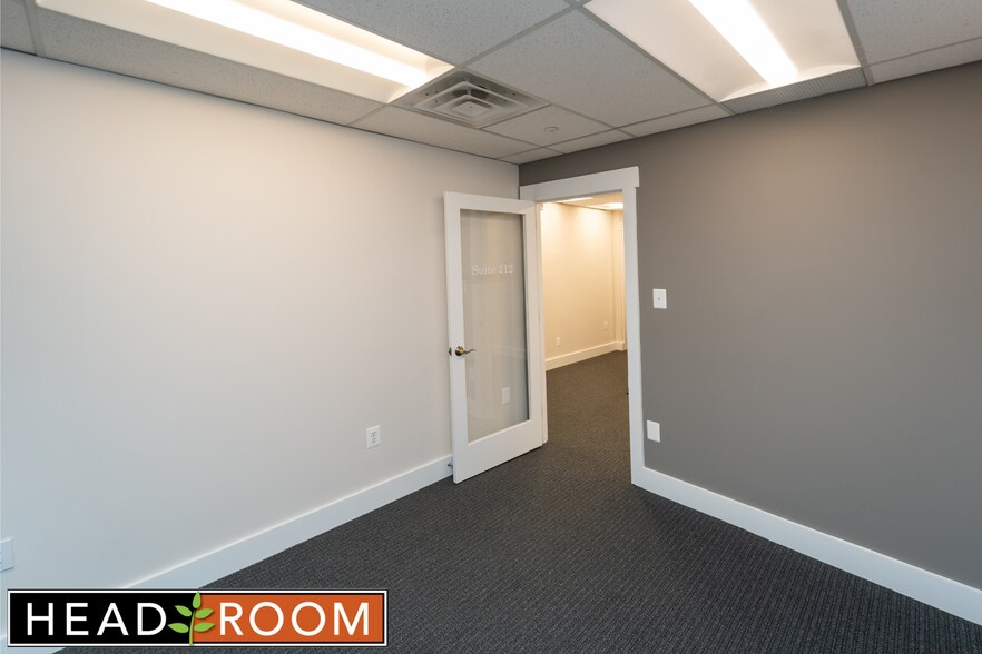 More Photos Of 230 Sugartown Rd, Wayne Coworking Space