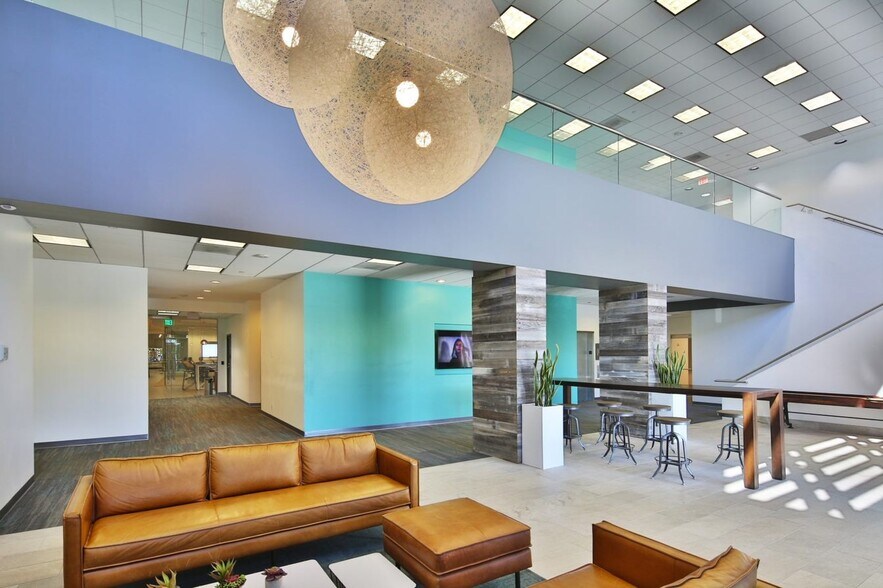 More Photos Of 19701 Hamilton Ave, Torrance Office For Sale