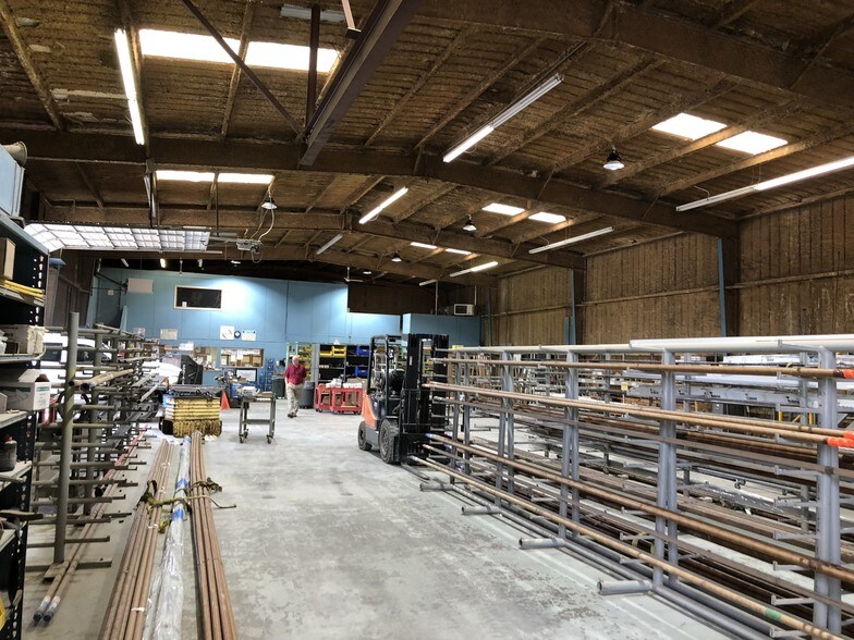 More Photos Of 3310 NW Loop 338, Odessa Warehouse For Lease