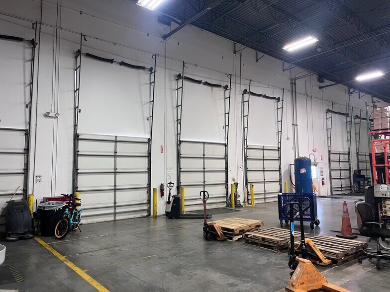 More Photos Of 7975 114th Ave N, Largo Manufacturing For Lease