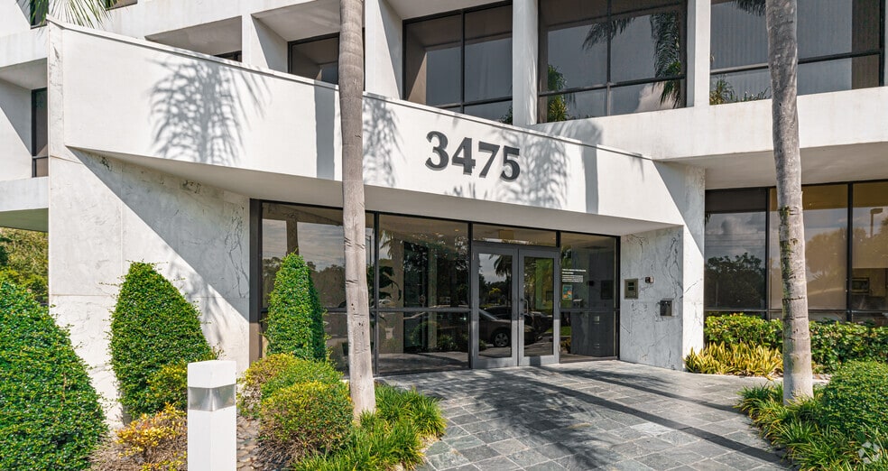 More Photos Of 3475 Sheridan St, Hollywood Office For Lease