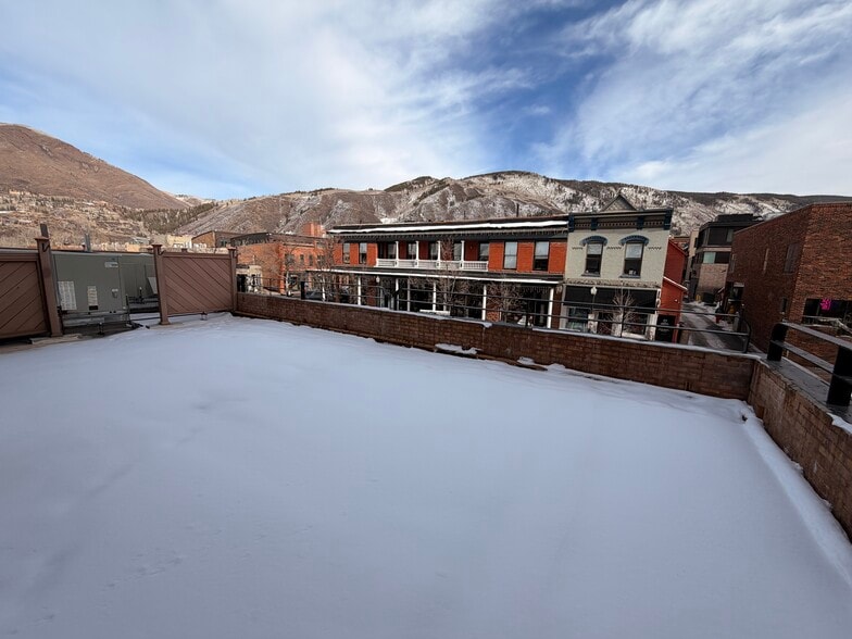 More Photos Of 205 S Mill St, Aspen Storefront For Lease