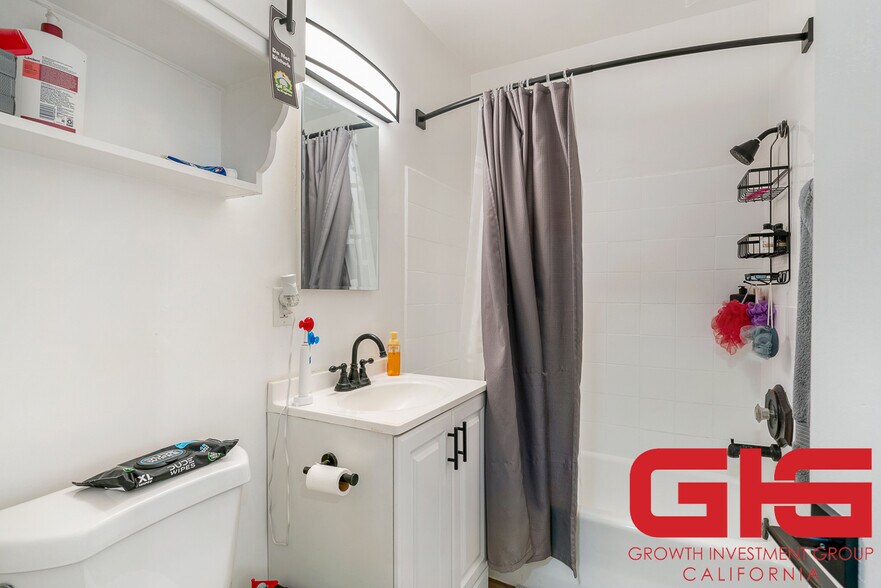 More Photos Of 259 N Euclid Ave, Pasadena Apartments For Sale