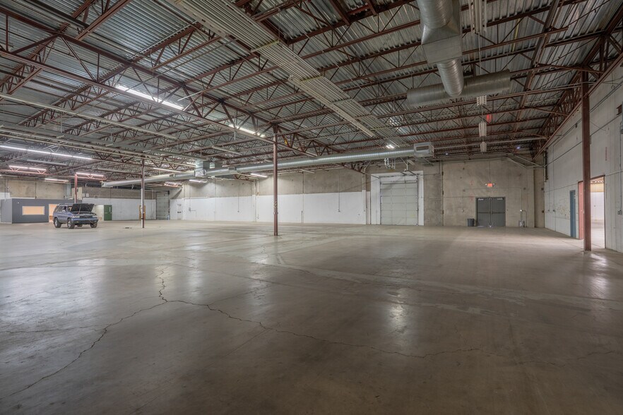 More Photos Of 3403 W 7th Ave, Eugene Manufacturing For Lease