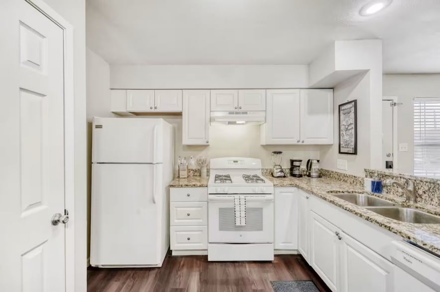 More Photos Of 4903 Merritt Cir, Austin Multifamily For Sale