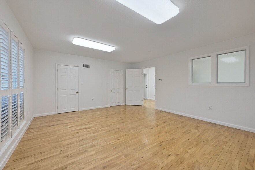 More Photos Of 13810 Fm 1826, Austin Office Residential For Sale