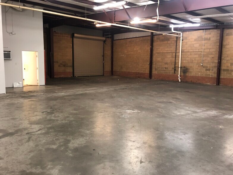 More Photos Of 10541 FM 1960 Rd W, Houston Warehouse For Sale