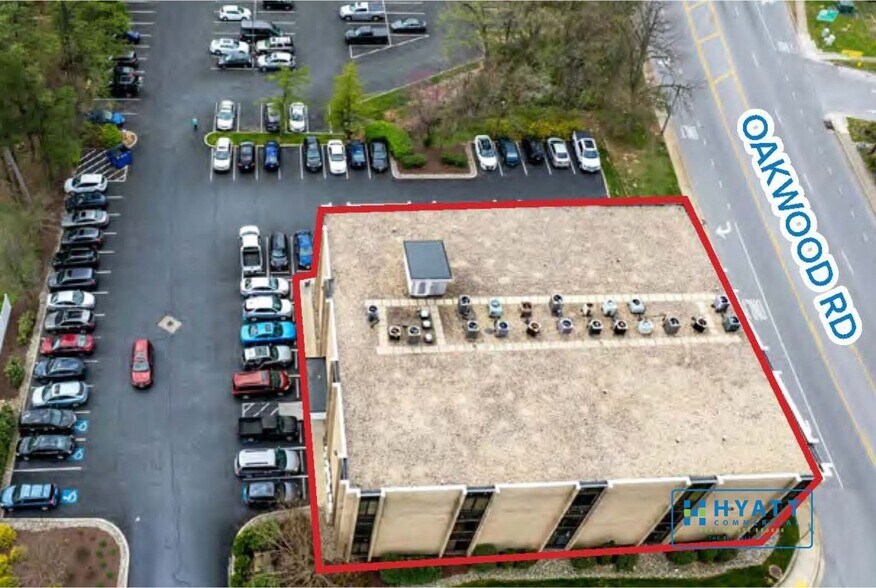 More Photos Of 7845 Oakwood Rd, Glen Burnie Medical For Lease
