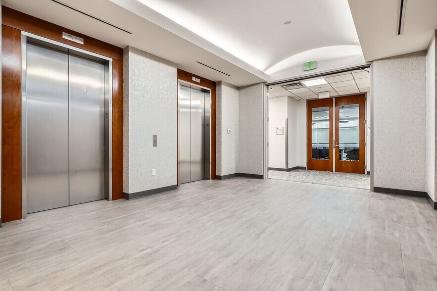 More Photos Of 8310 S Valley Hwy, Englewood Office For Lease