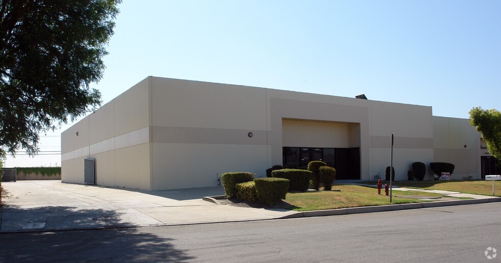 More Photos Of 14947-14949 Sierra Bonita Ln, Chino Manufacturing For Sale