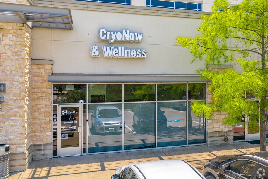 More Photos Of 610 Uptown Blvd, Cedar Hill Office For Lease