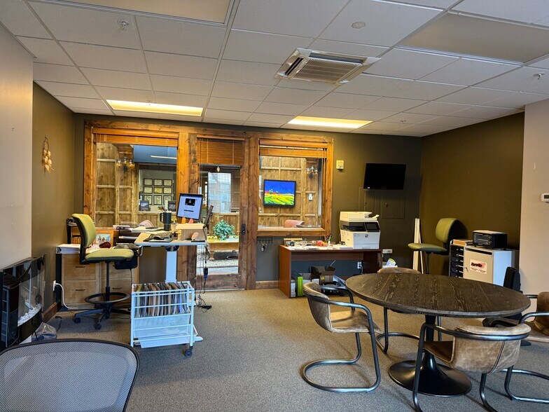 More Photos Of 120 2nd Ave N, Ketchum Medical For Sale