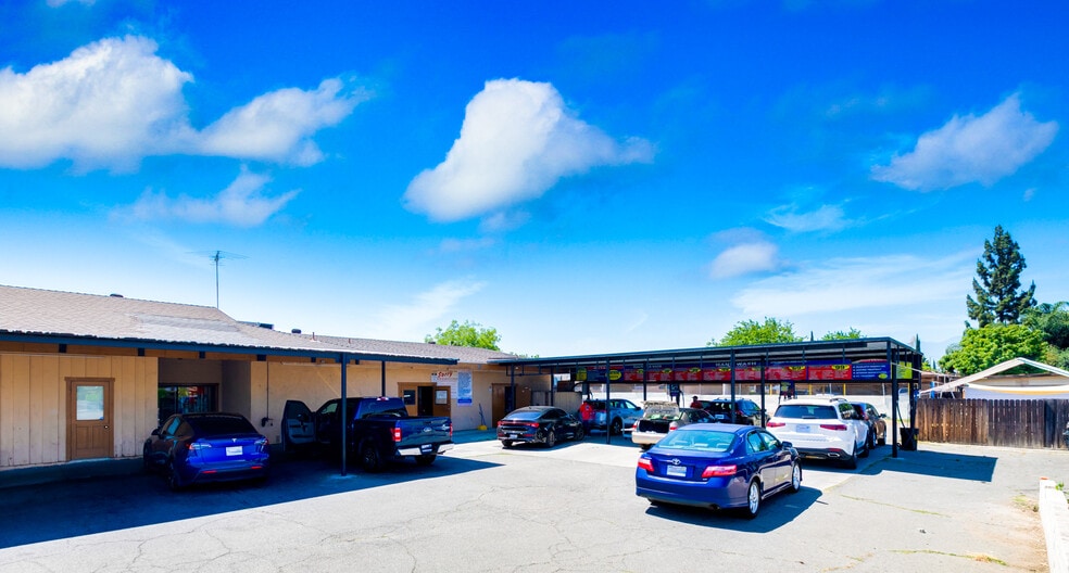 More Photos Of 660 E Foothill Blvd, Rialto Carwash For Sale