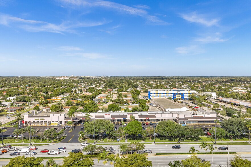 More Photos Of 4455-4485 N State Road 7, Lauderdale Lakes General Retail For Lease