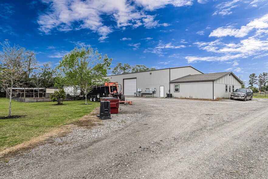 Primary Photo Of 13845 Boudreaux Rd, Tomball Manufacturing For Sale