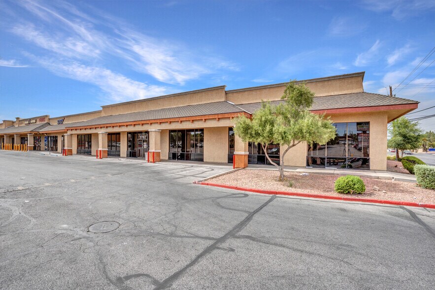 More Photos Of 3754-3790 E Flamingo Rd, Las Vegas Unknown For Lease