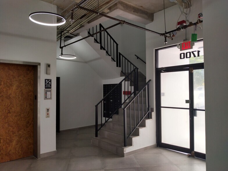 More Photos Of 1730 SW 57th Ave, Miami Office Residential For Lease