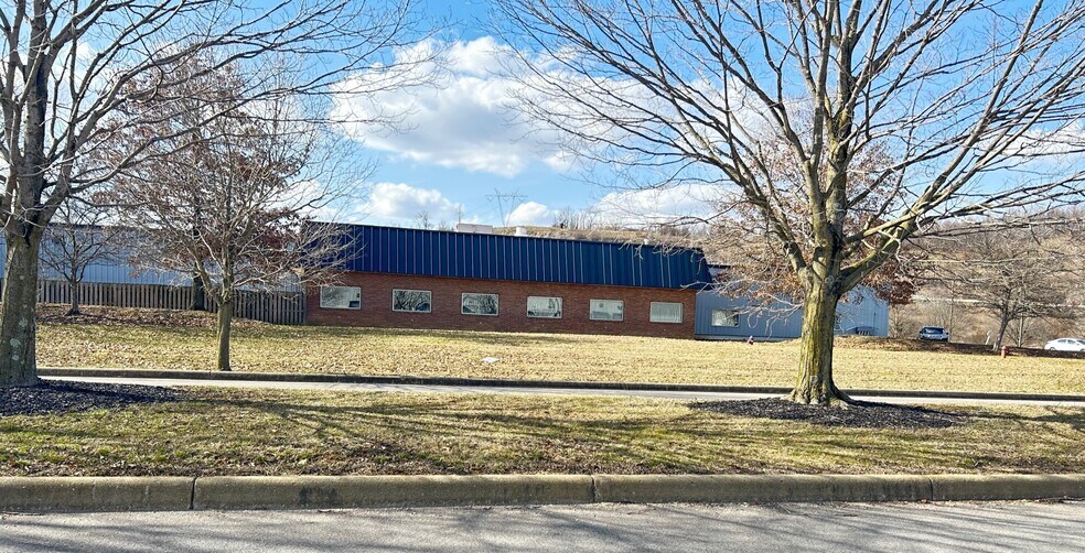 More Photos Of 5695 Eco Pky, Frazeysburg Manufacturing For Sale