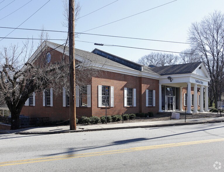 More Photos Of 1700 SE Lakewood Ave, Atlanta Bank For Lease