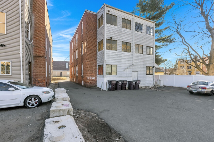 More Photos Of 24 Wilcox St, New Britain Apartments For Sale
