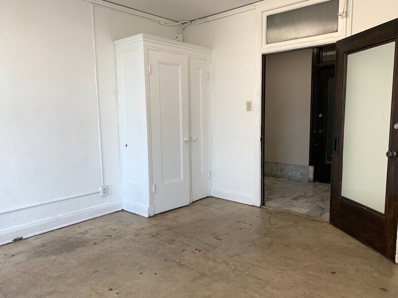 More Photos Of 700-704 S Spring St, Los Angeles Loft Creative Space For Lease