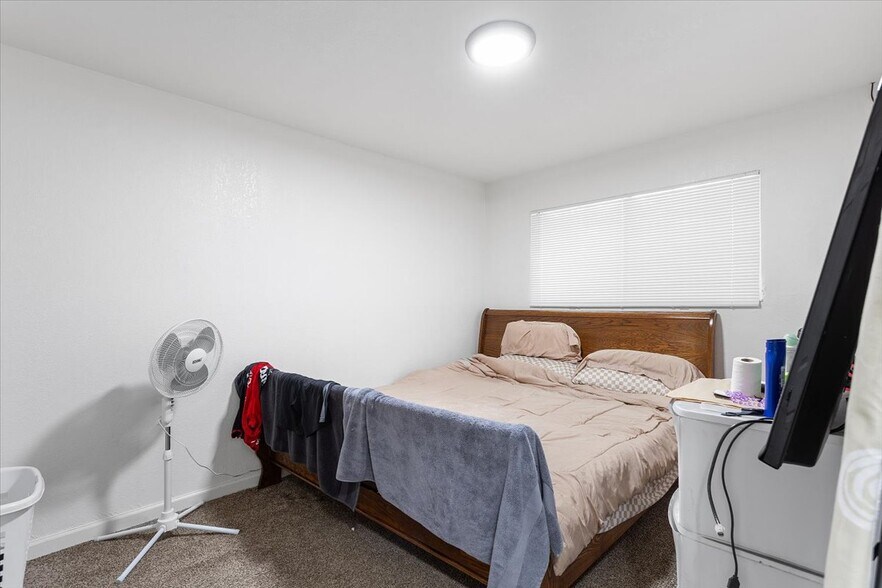 More Photos Of 812 Delaware St, Fairfield Apartments For Sale