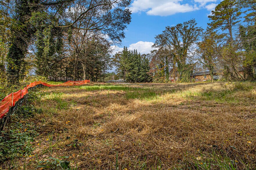 More Photos Of 883 Mountain View Dr, Stone Mountain Land For Sale