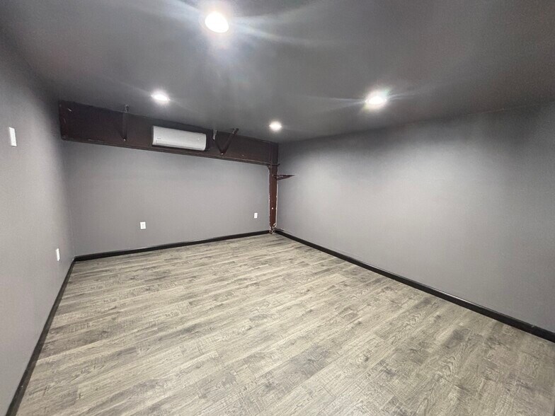 More Photos Of 1037 Enterprise Ave, San Jacinto Warehouse For Sale