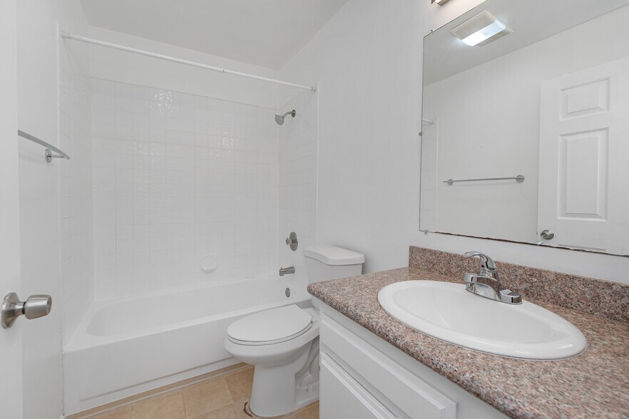 More Photos Of 4434 Fulton Ave, Sherman Oaks Apartments For Sale
