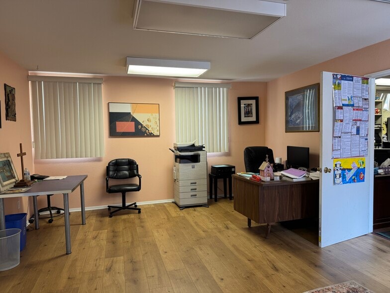 More Photos Of 4679 W El Segundo Blvd, Hawthorne Religious Facility For Sale
