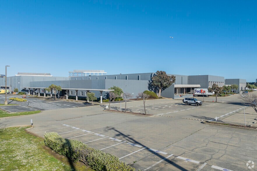 More Photos Of 570-586 Eccles Ave, South San Francisco Warehouse For Lease