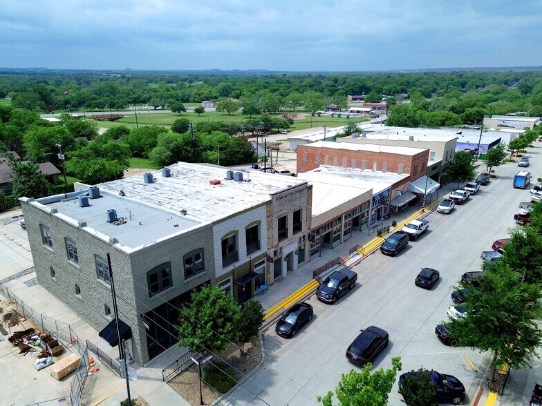 More Photos Of 1020 Halsell St, Bridgeport Flex For Sale