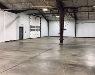 More Photos Of 712 Valley Rd, Menasha Manufacturing For Lease