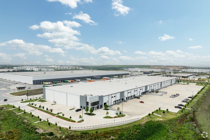 More Photos Of 6674 Cal Turner Dr, San Antonio Warehouse For Lease