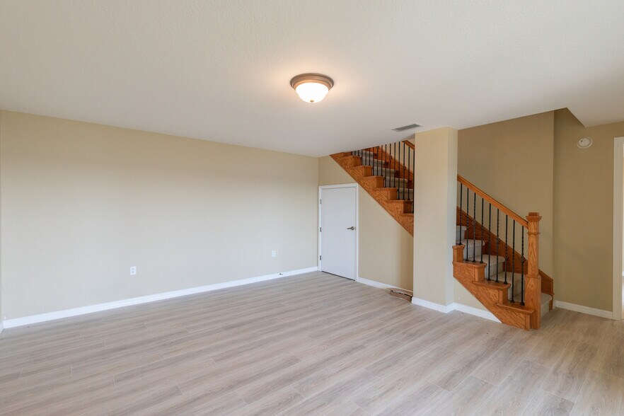 More Photos Of 1900 Oasis Blvd, Sebring Land For Sale