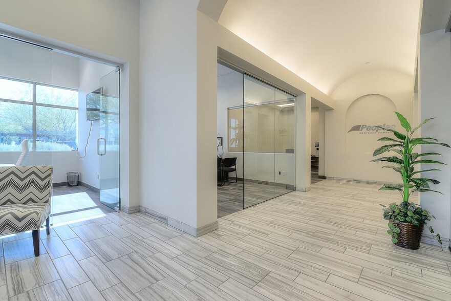 More Photos Of 5700 W Chandler Blvd, Chandler Coworking Space