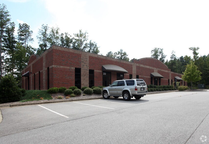 More Photos Of 310 New Fidelity Ct, Garner Medical For Lease