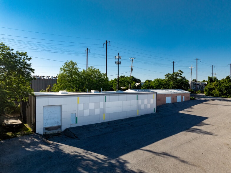 More Photos Of 1000-1006 Haverhill Rd, Baltimore Warehouse For Lease